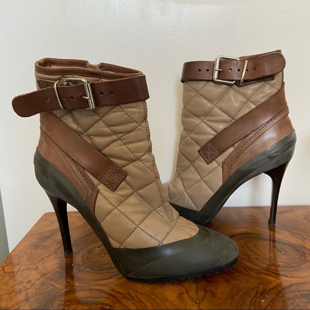 Burberry Quilted Beige and Brown Leather Heeled Ankle Boots